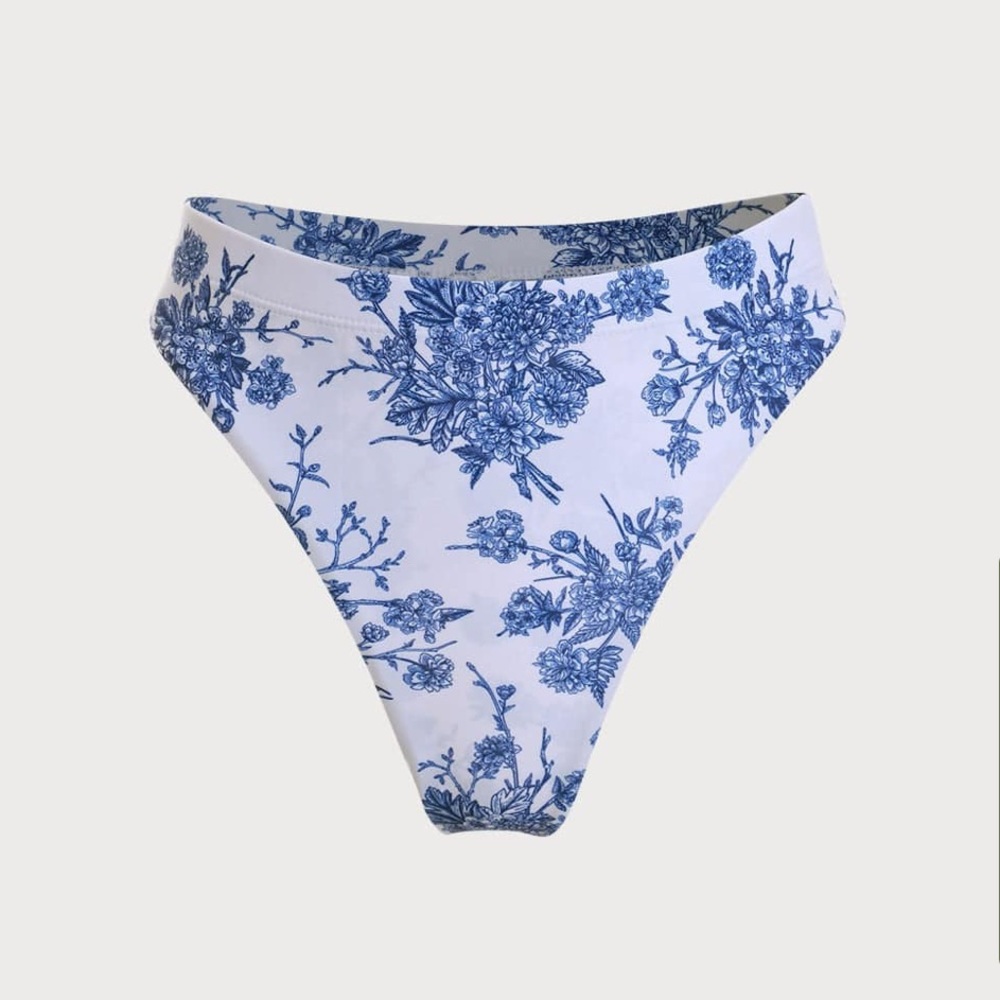 NWT Berlook floral bikini bottom